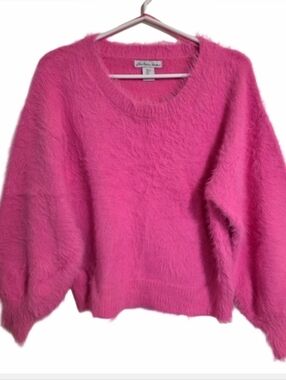 London Kaye Barbiecore Furry Sweater Eyelash Knit Roundneck Balloon Sleeves EUC